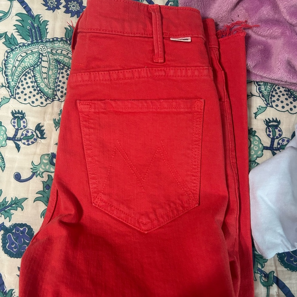 MOTHER- Red cropped flare